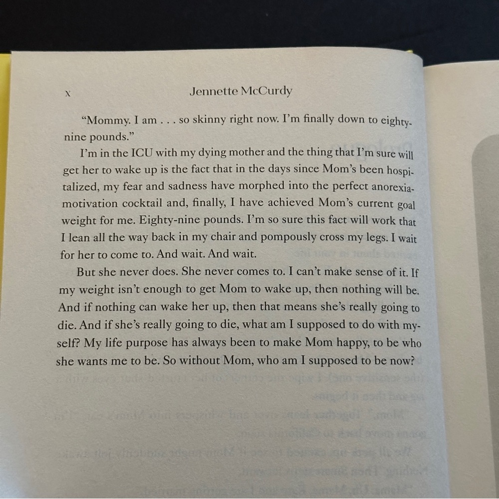 I'm Glad My Mom Died by Jennette McCurdy | Memoir | Hardcover Book - Picture 10 of 11
